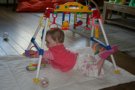 Spelen met de babygym kan nu ook zonder wipstoel